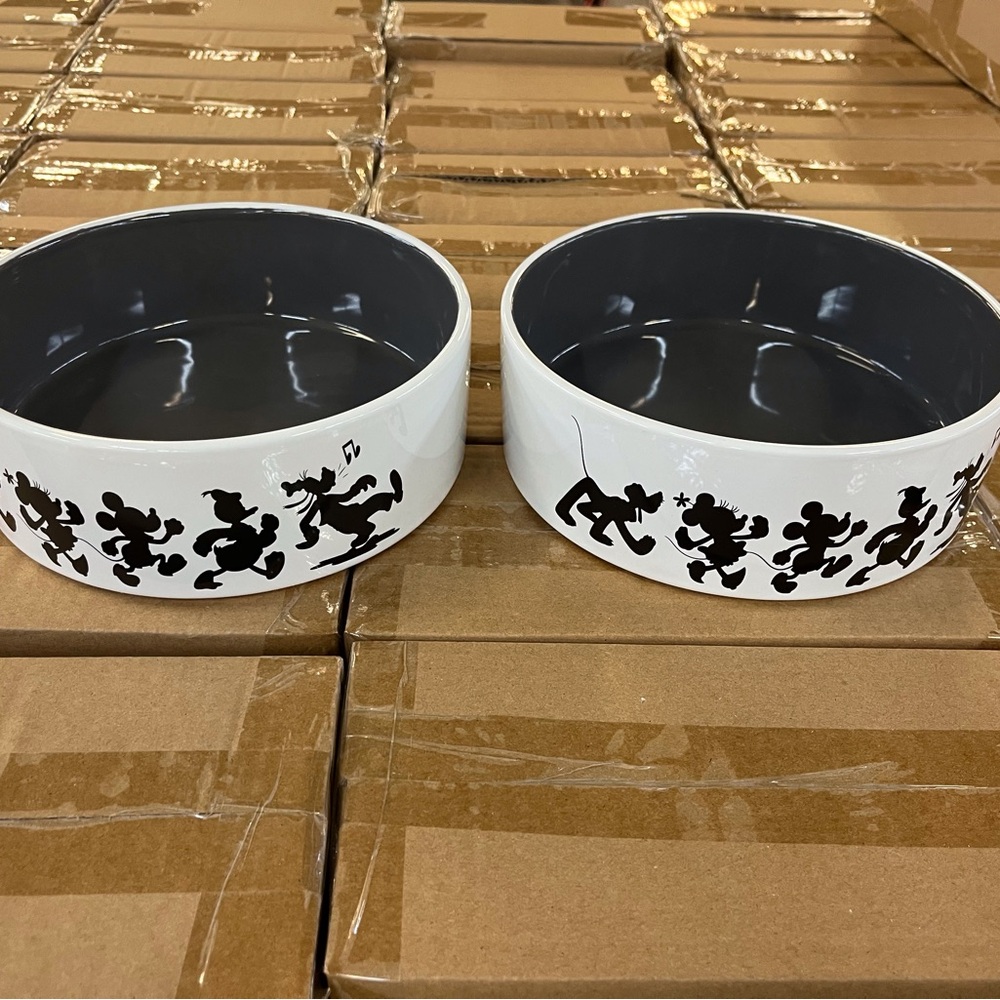 Disney Mickey and Friends Pet Bowls - Black and White